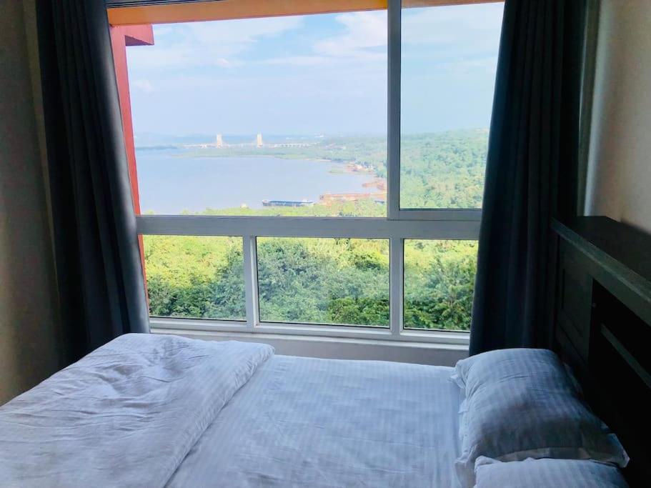 Lovely 2-Bedroom Sea View Serviced Apartment Dabolim Goa Екстериор снимка